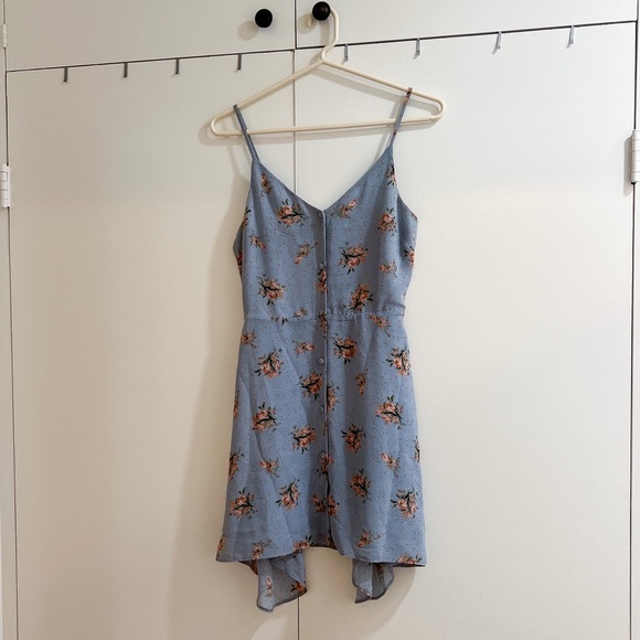 Topshop Dresses & Skirts - Topshop Floral Mini Dress